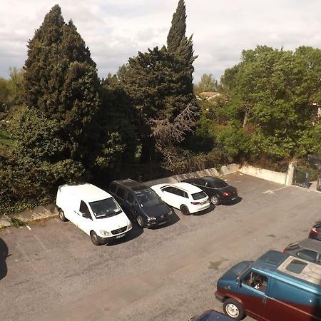 Appart 2/4 Pers Proche Centre Avec Balcon, Parking Narbonne Bagian luar foto